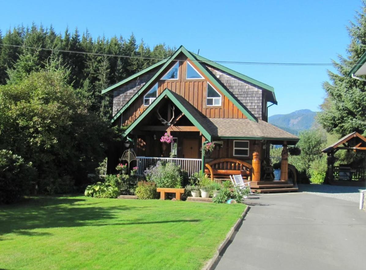 Wild Coast Wilderness Resort Port Renfrew Exteriör bild
