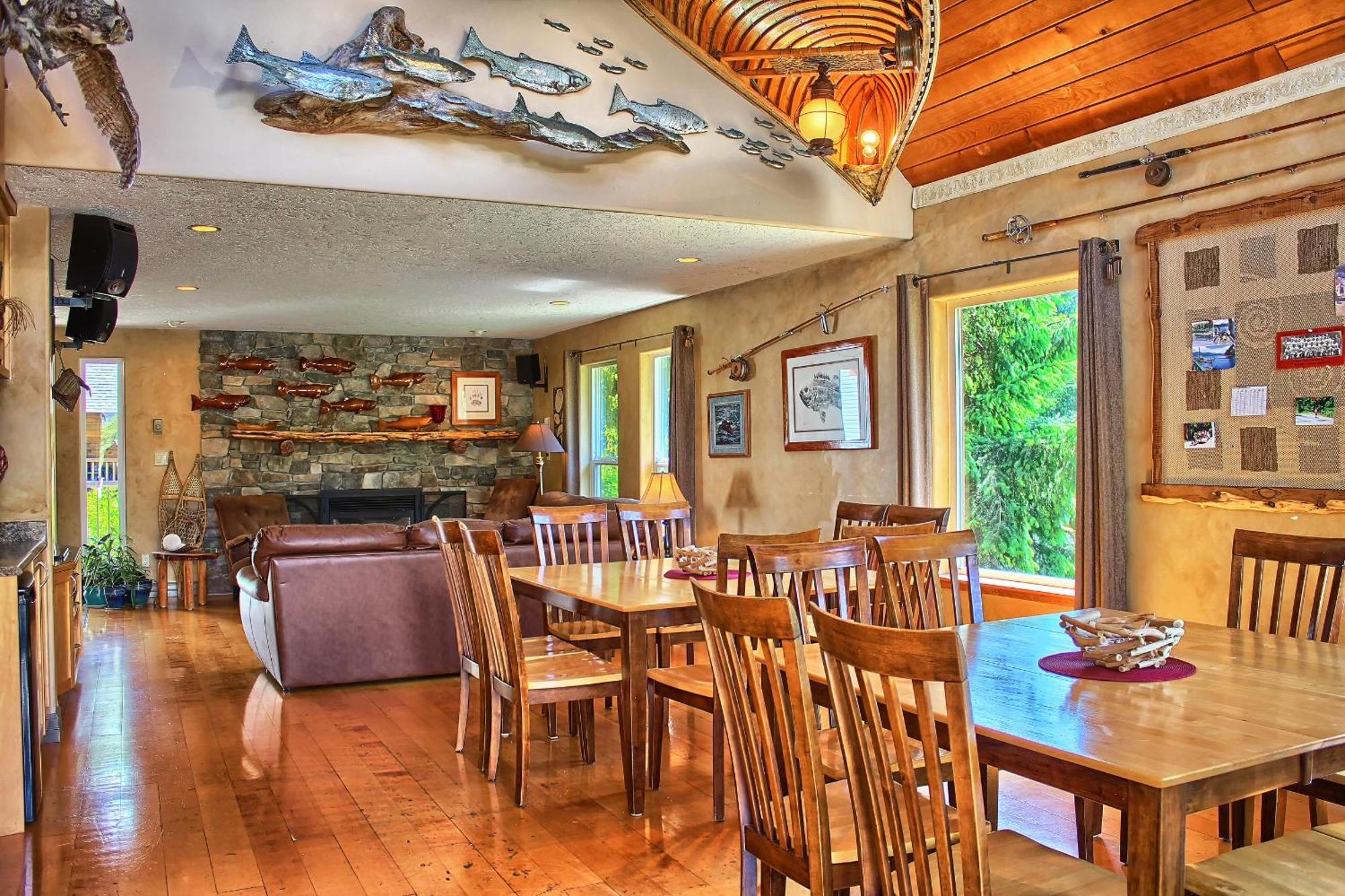 Wild Coast Wilderness Resort Port Renfrew Exteriör bild